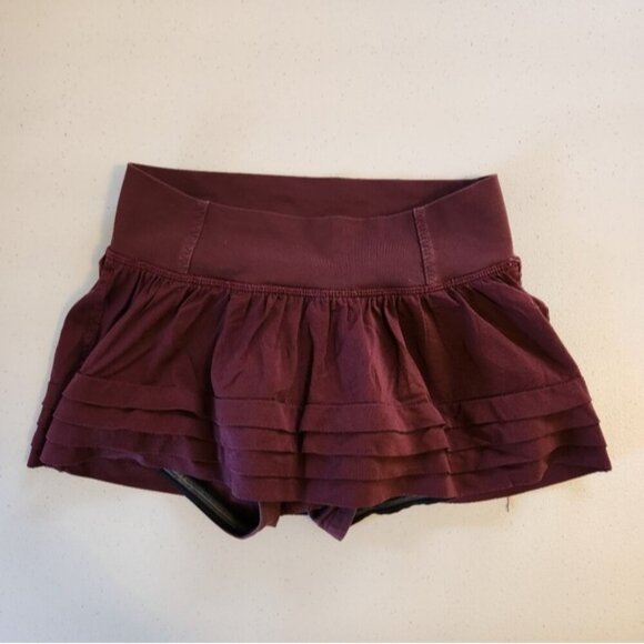 Lululemon Breath Of Fire Skirt Bordeaux Drama Burgundy Mini Yoga Activewear sz 2 - Picture 8 of 13